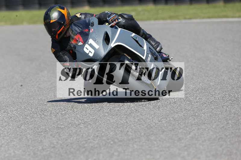 /43 08.08.2025 Discover the Bike ADR/Race 3 rot/91